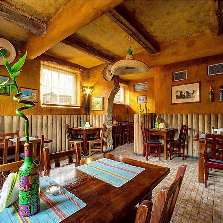 Xavito Bed & Breakfast Sanok Dış mekan fotoğraf