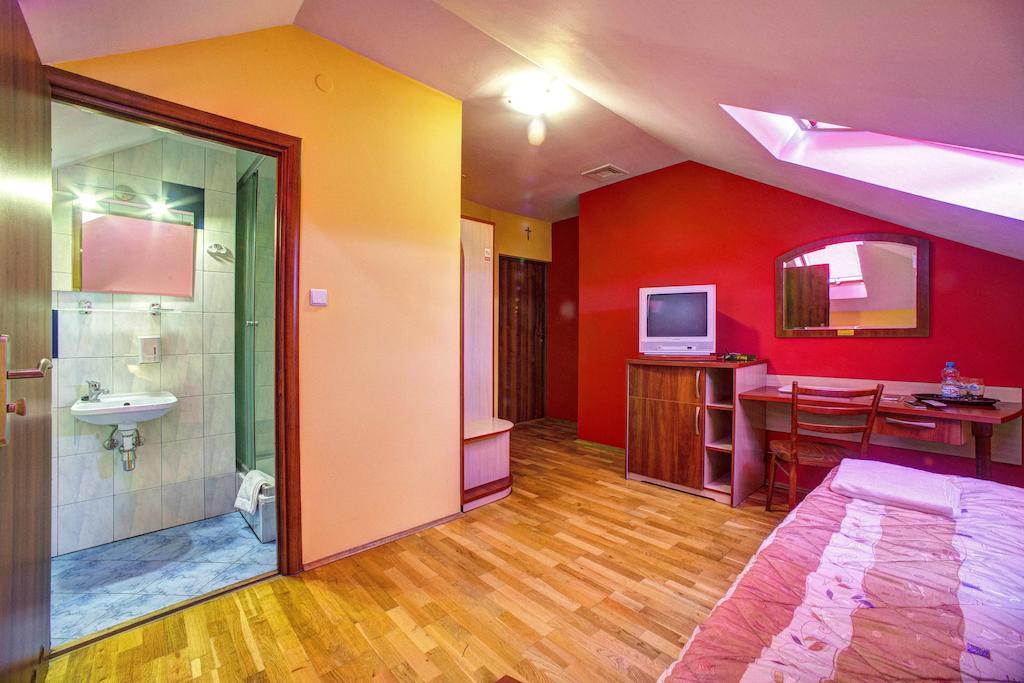 Xavito Bed & Breakfast Sanok Oda fotoğraf