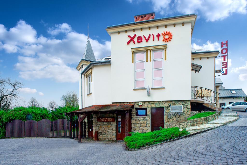 Xavito Bed & Breakfast Sanok Dış mekan fotoğraf